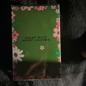 Daisy Wild Marc Jacobs 3.3 oz woman’s perfume
